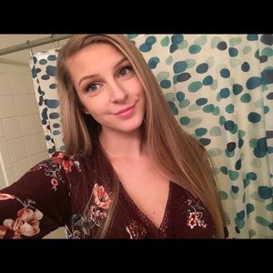 Meet your Posher, Olivia